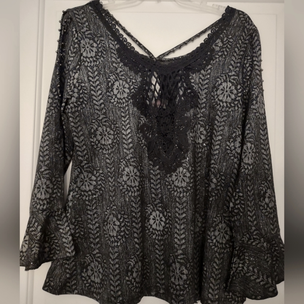 SALE Pretty Angel Greyish/Black Rhinestone SZ L Excellent Cond Top